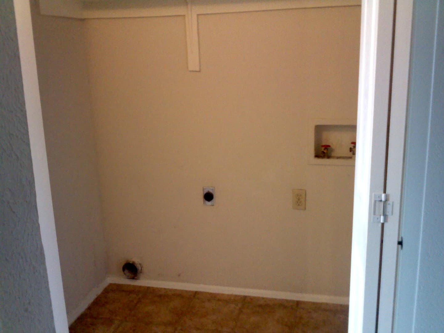 Denton Apartment: 1821 Westminster St