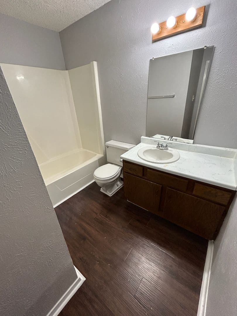 Denton Apartment: 1821 Westminster St