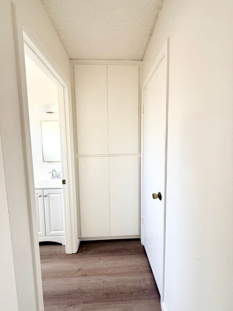 Lompoc Apartment: 736 North F Street