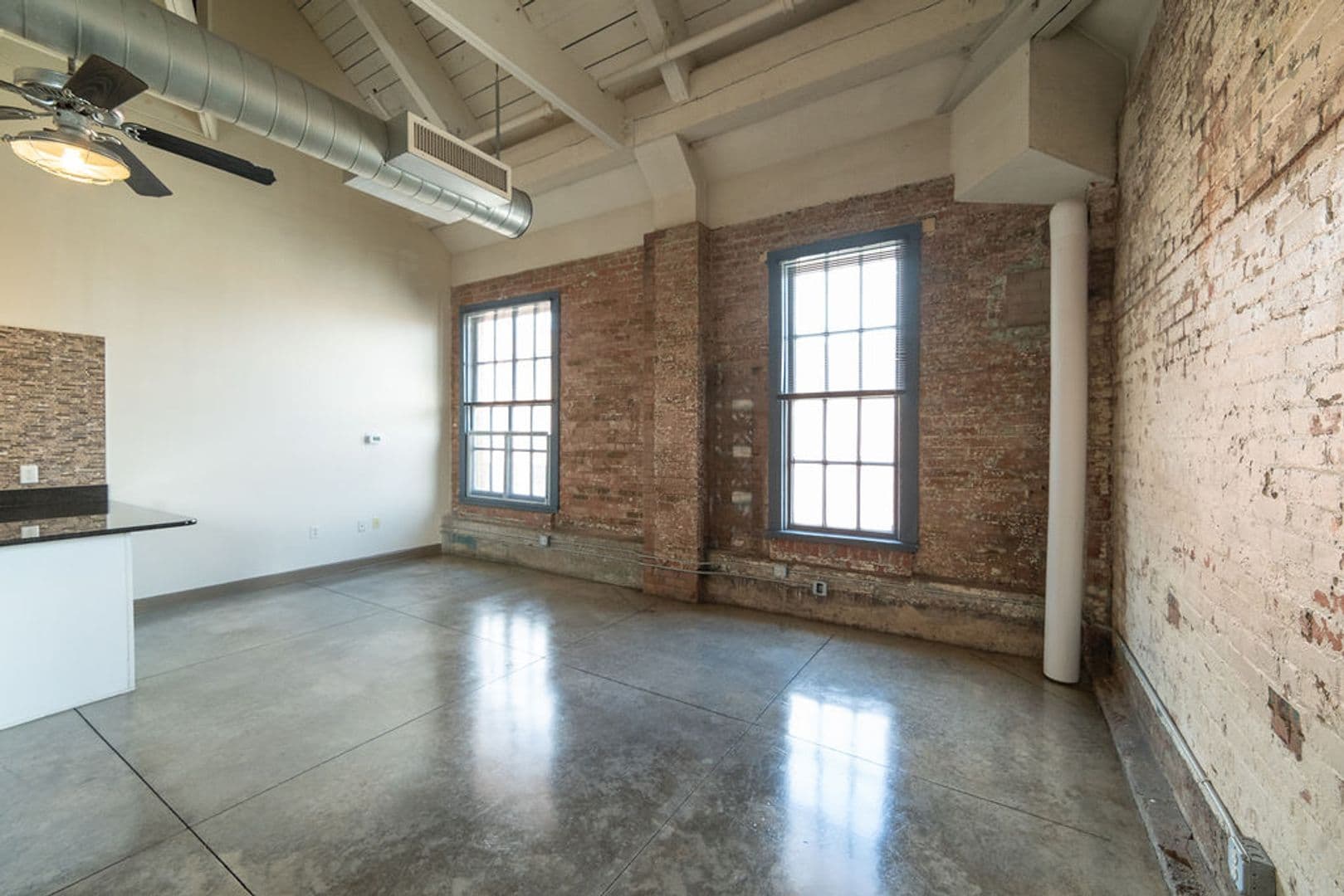Cleveland Apartment: 1900 Superior Avenue
