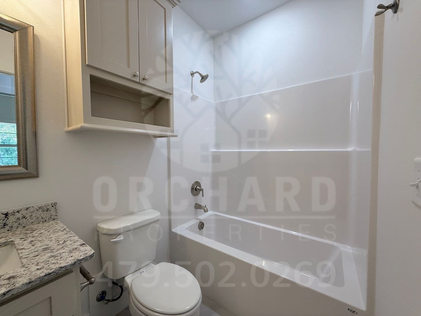 Bella Vista House: 8 Magrath Place