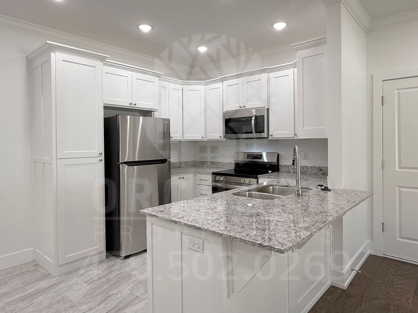 Siloam Springs Apartment: 2005 E Brookview Drive