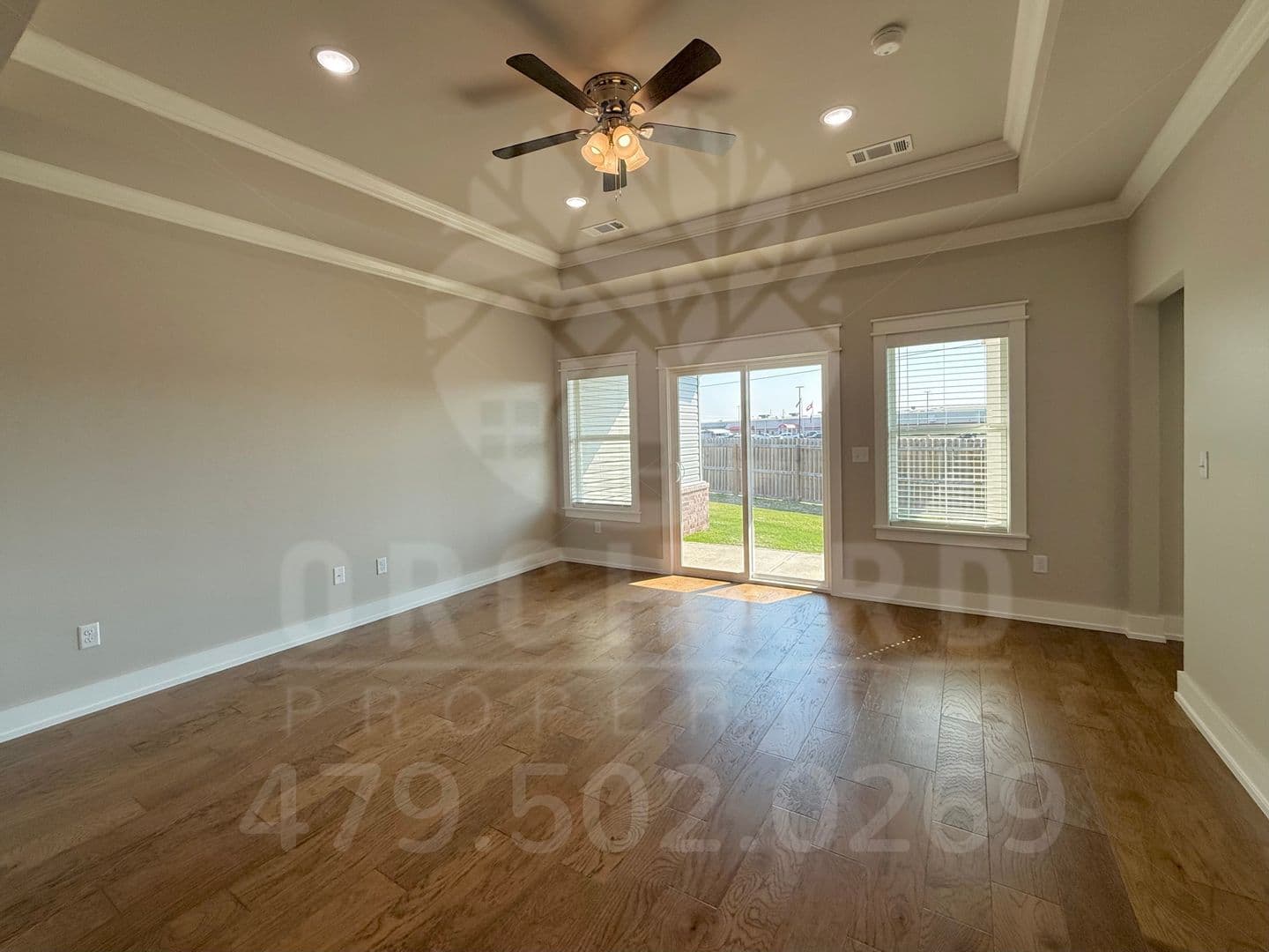 Siloam Springs Apartment: 2007 E. Brookview Drive