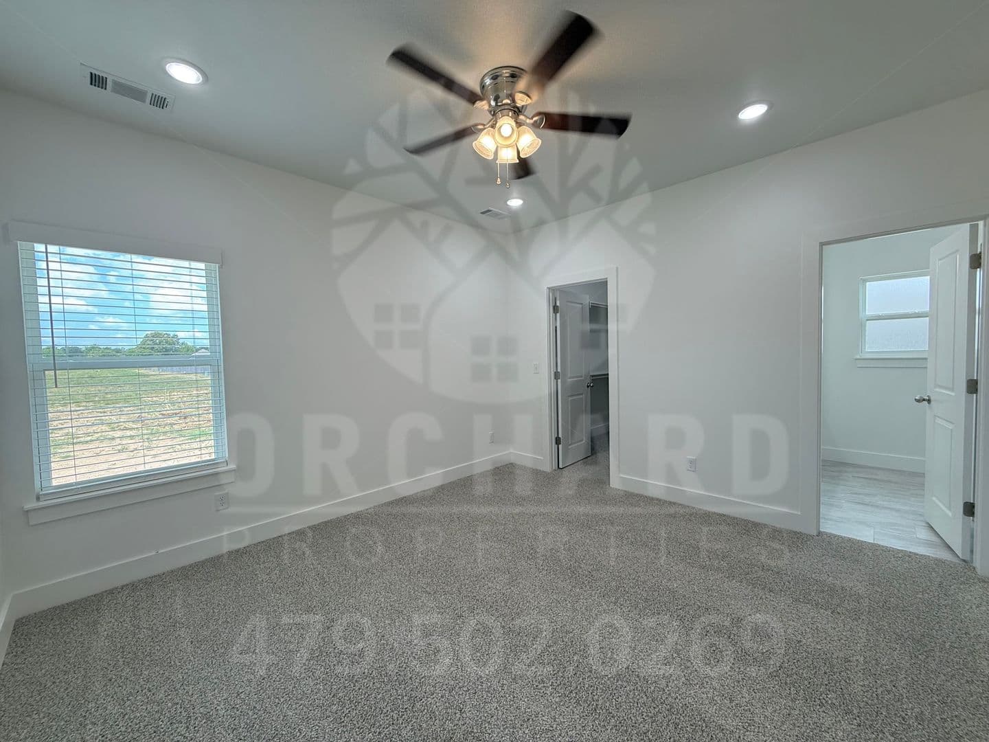 Siloam Springs Apartment: 3007 N Conway Drive