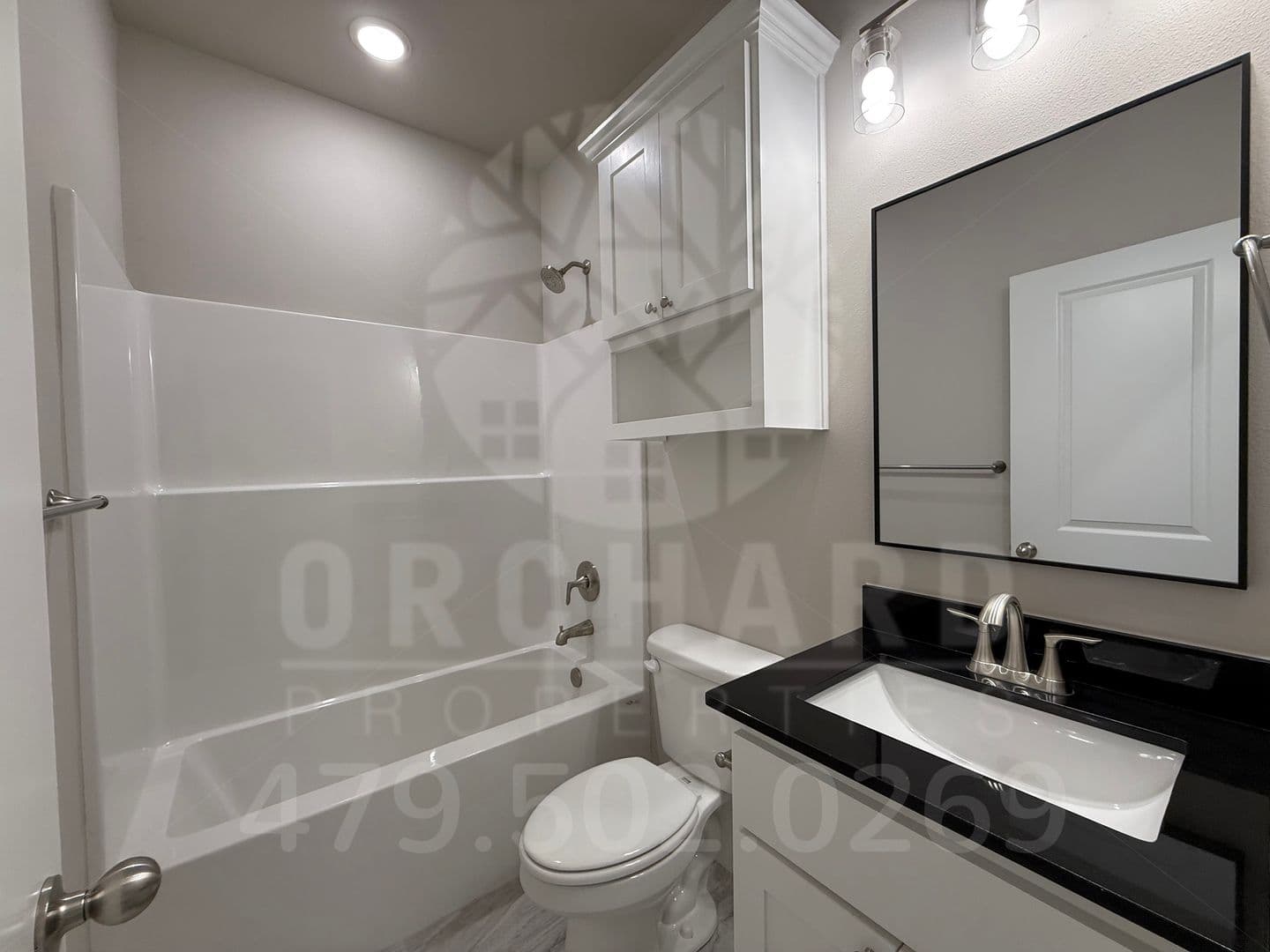 Siloam Springs Apartment: 2007 E. Brookview Drive
