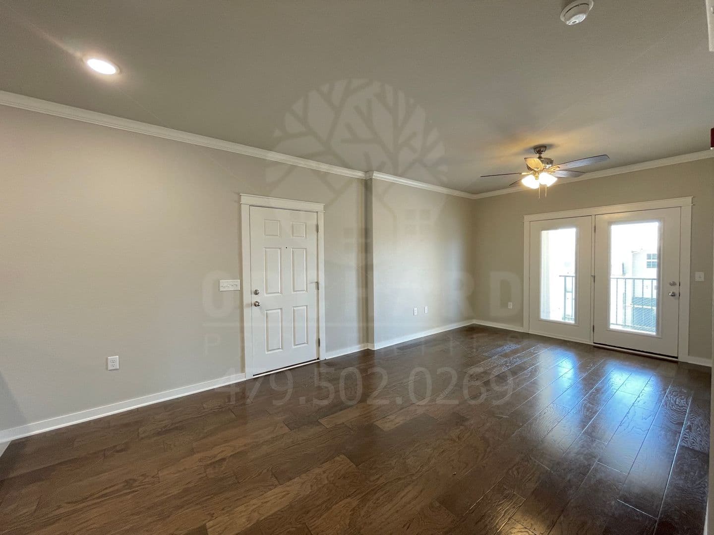 Siloam Springs Apartment: 1900 E. Brookview Circle