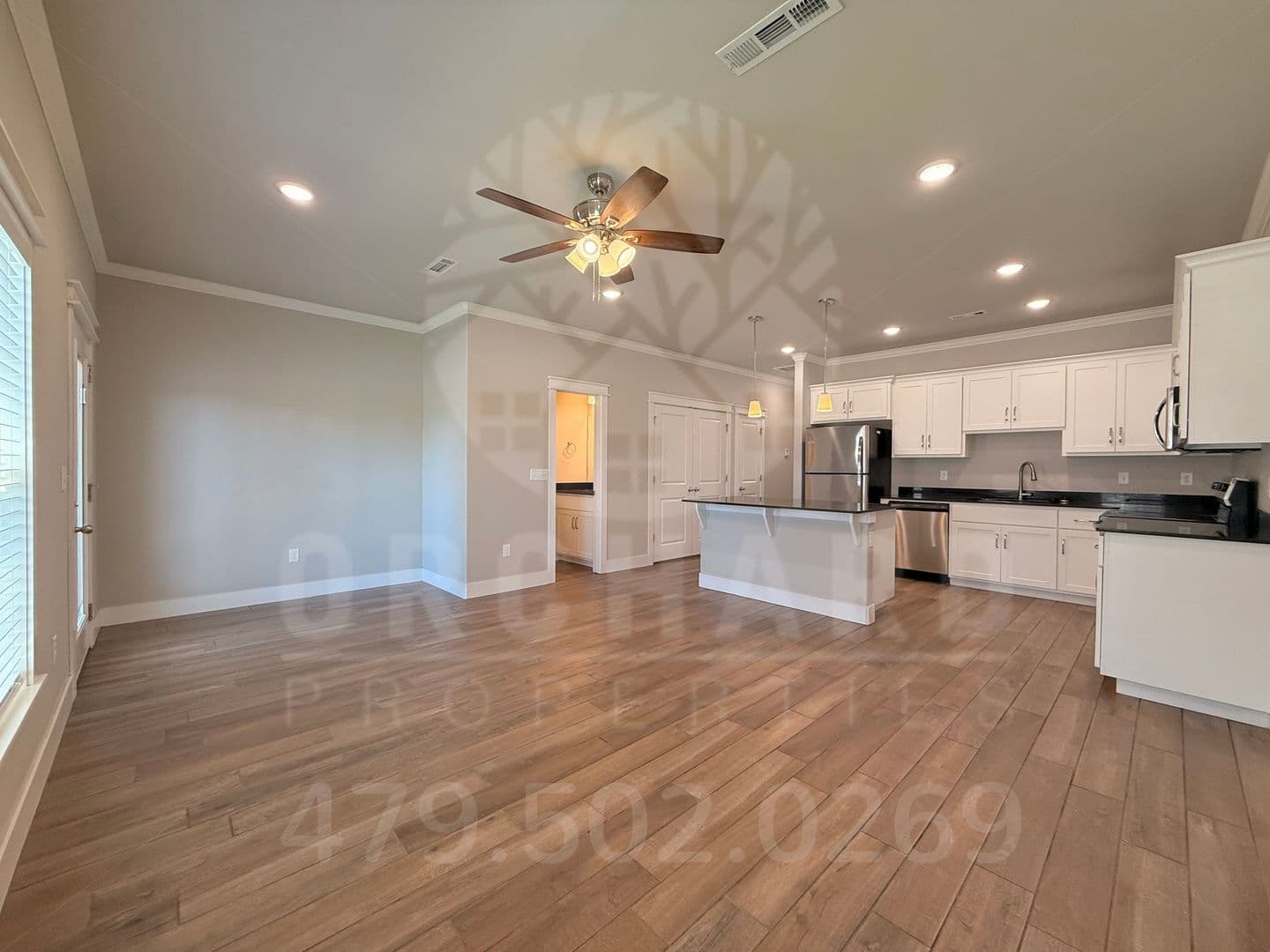 Siloam Springs Apartment: 3012-3022 N. Conway Drive