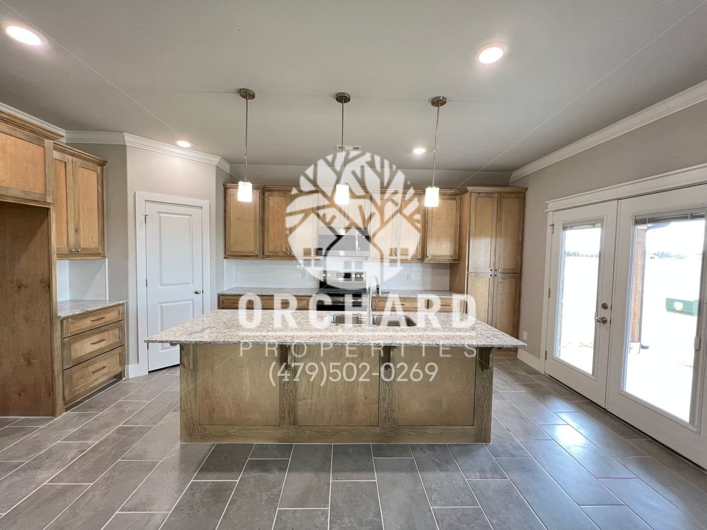 Tontitown House: 765 Woodplains Ave.