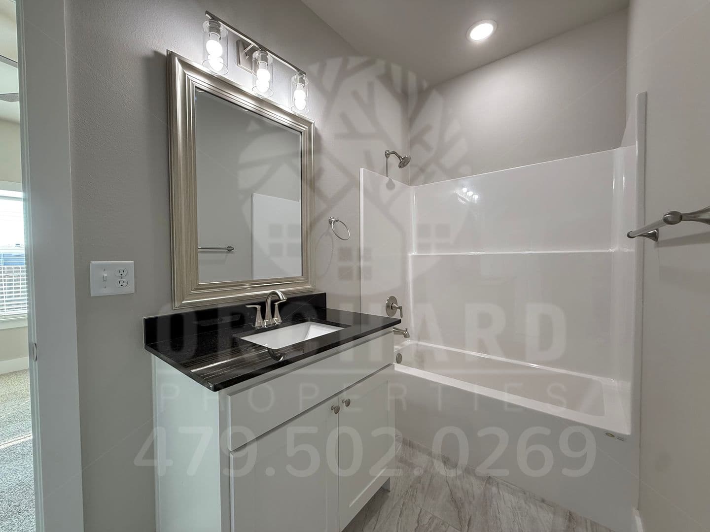 Siloam Springs Apartment: 2007 E. Brookview Drive