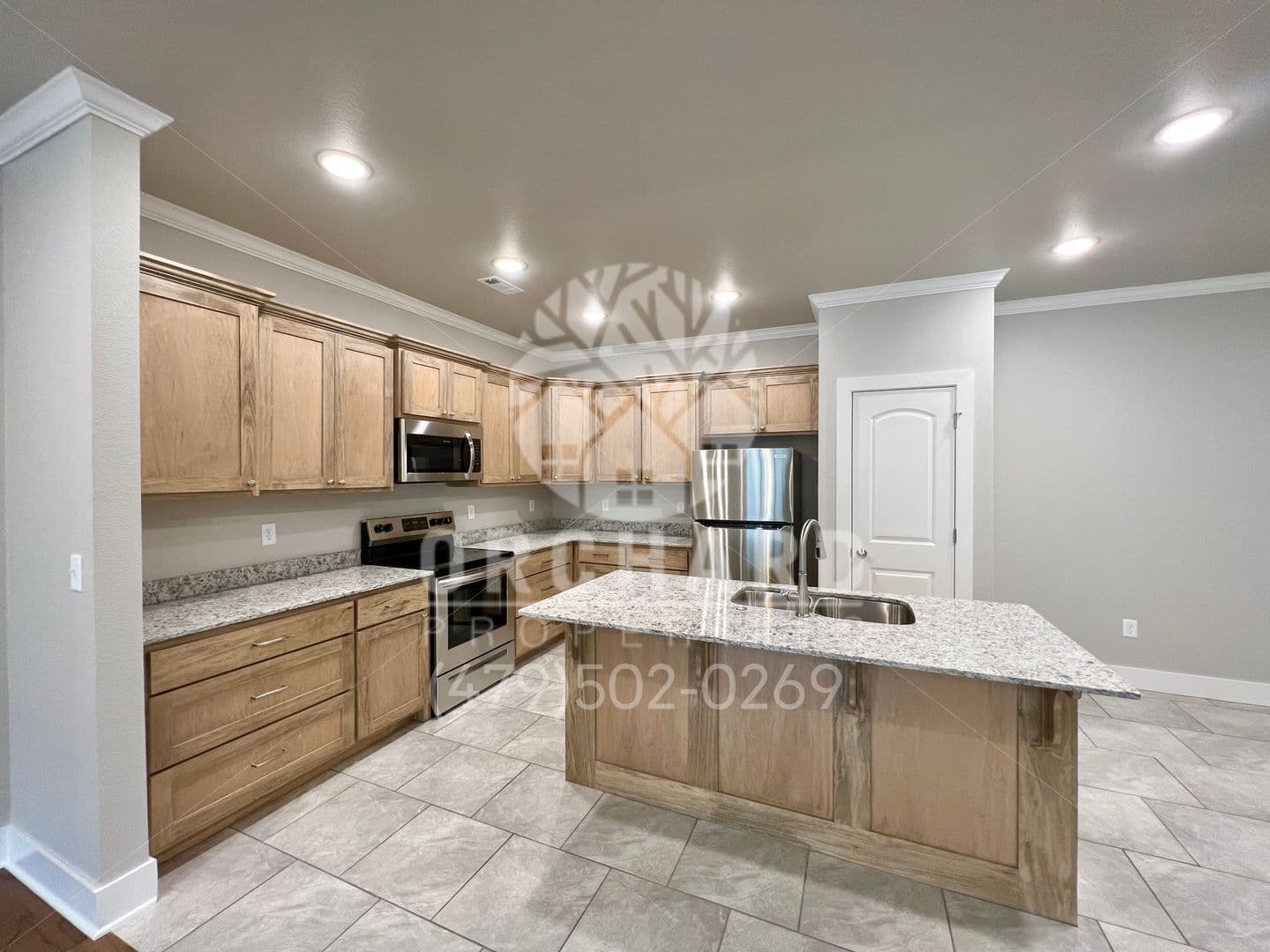Tontitown Apartment: 544 Bradford Drive