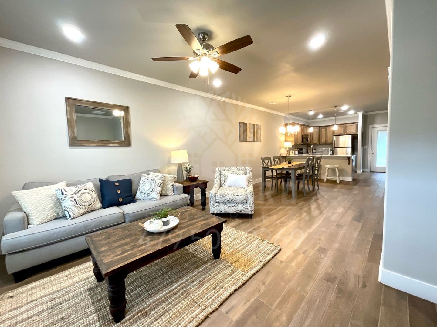 Siloam Springs Apartment: 1824-1834 E. Brookview Circle