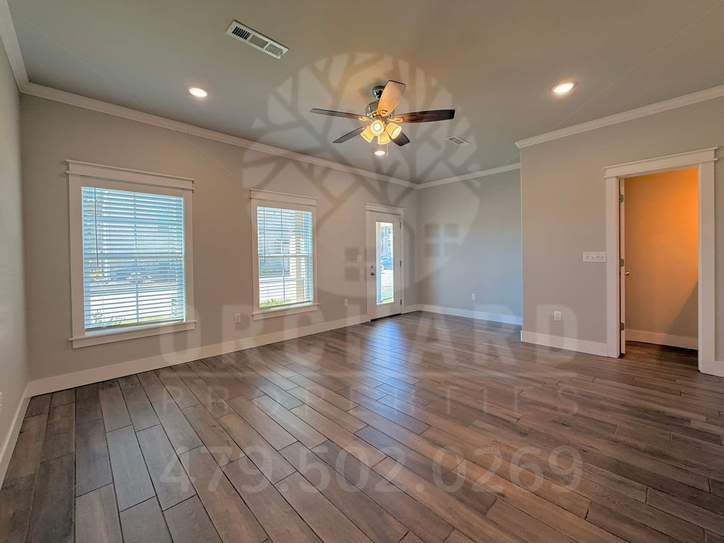 Siloam Springs Apartment: 3012-3022 N. Conway Drive