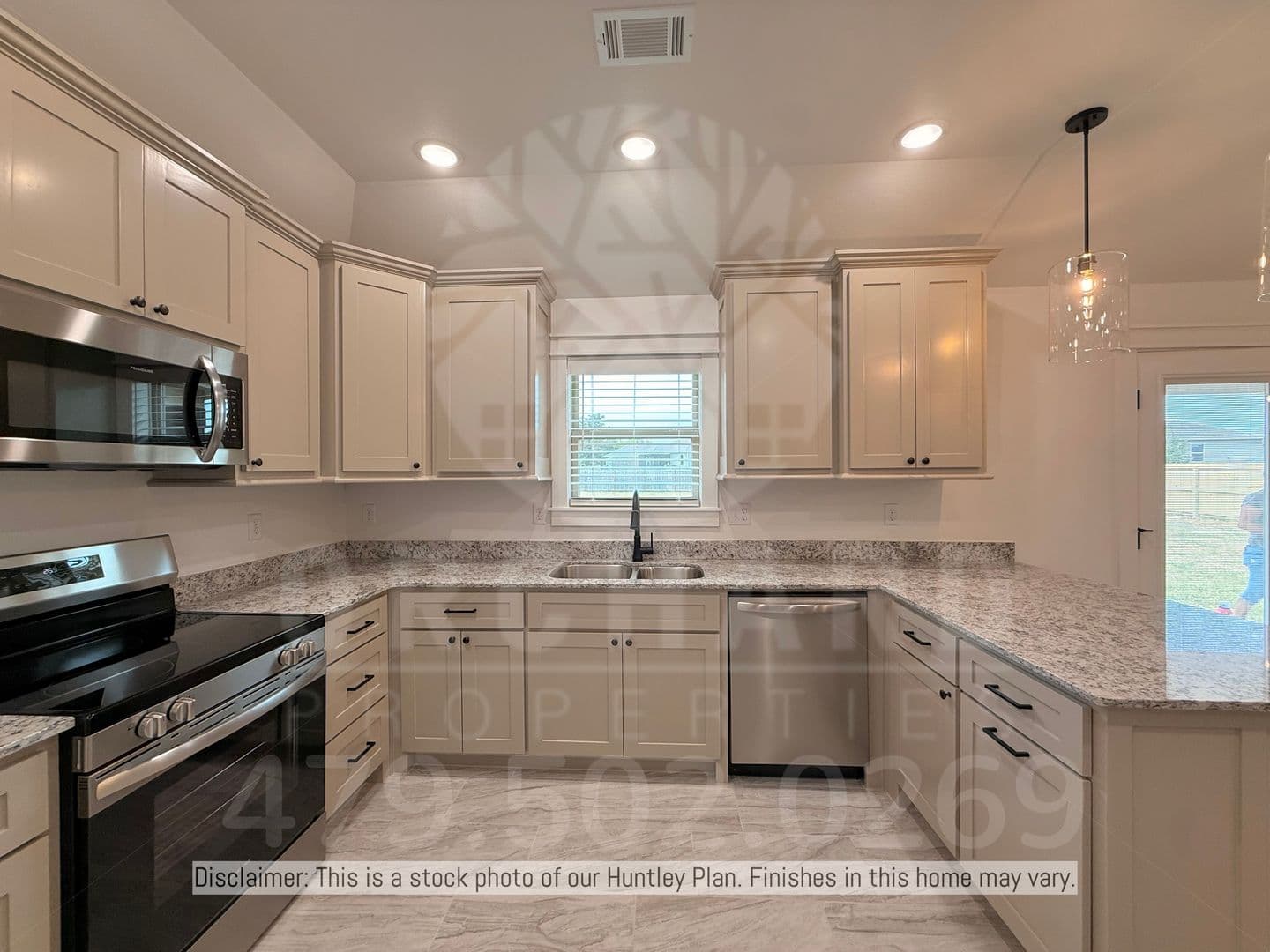 Siloam Springs House: 3101 N. Arden Way