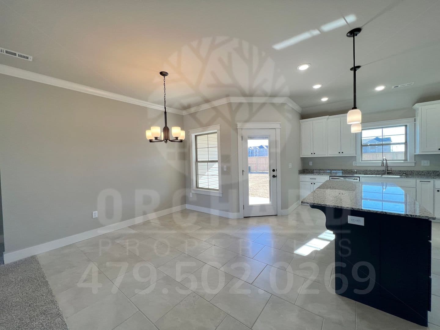 Siloam Springs House: 1904 E. Hudson Drive