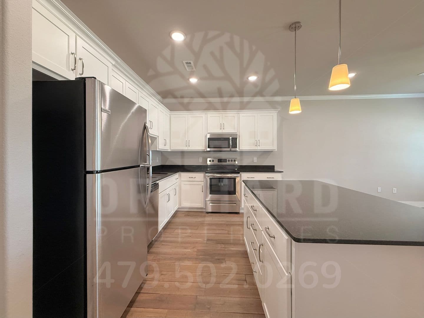 Siloam Springs Apartment: 3012-3022 N. Conway Drive