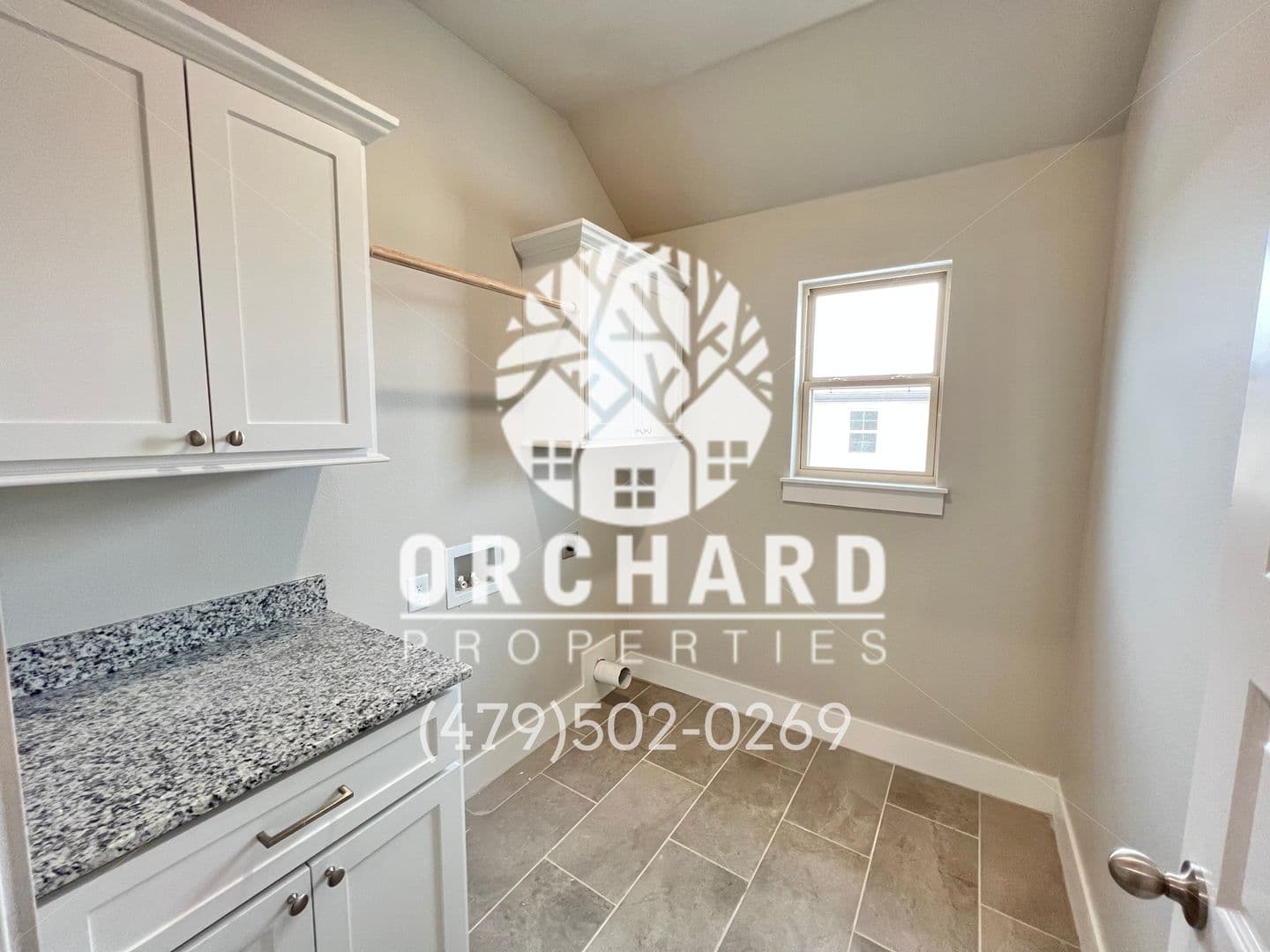 Siloam Springs House: 3203 N. Ethan Drive