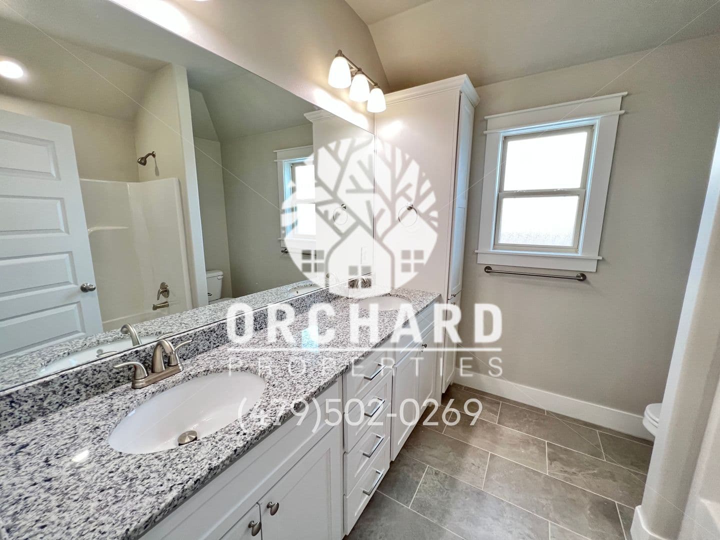 Siloam Springs House: 3203 N. Ethan Drive