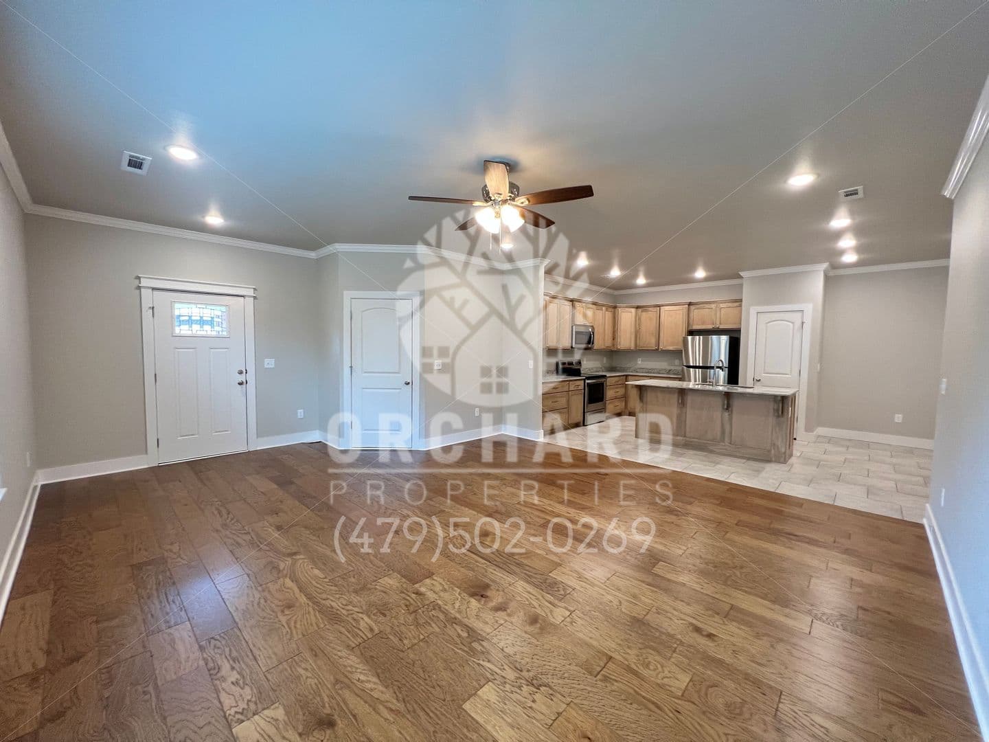 Tontitown Apartment: 544 Bradford Drive