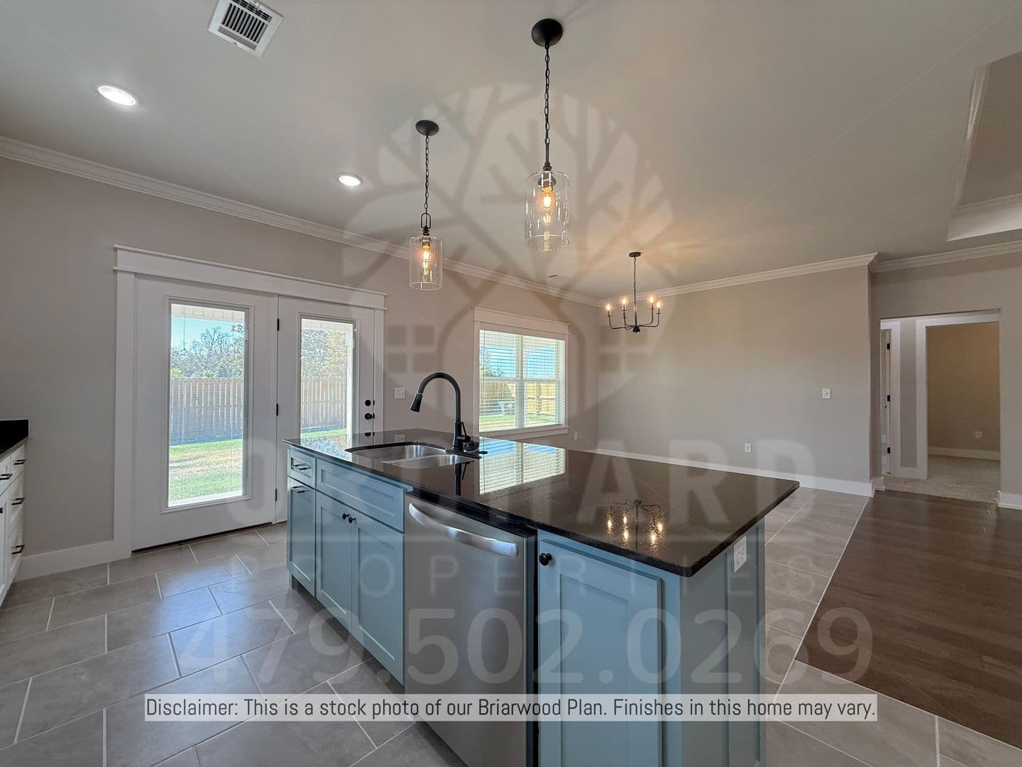 Siloam Springs House: 3103 N. Arden Way