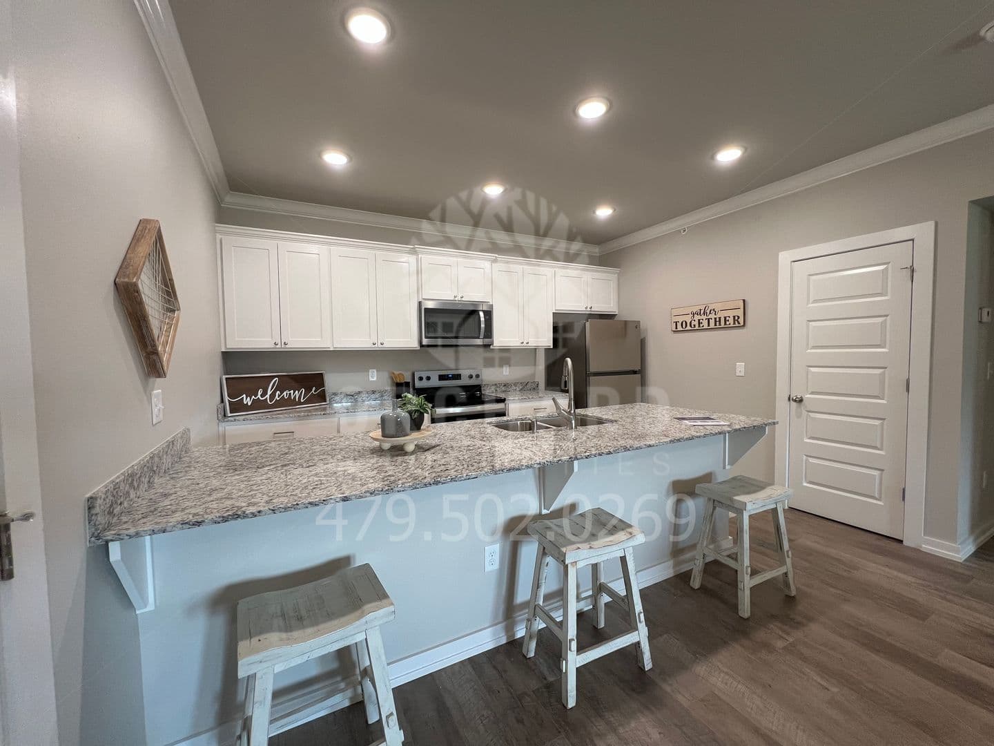 Conway Apartment: 100 Bill Hegeman Blvd., C