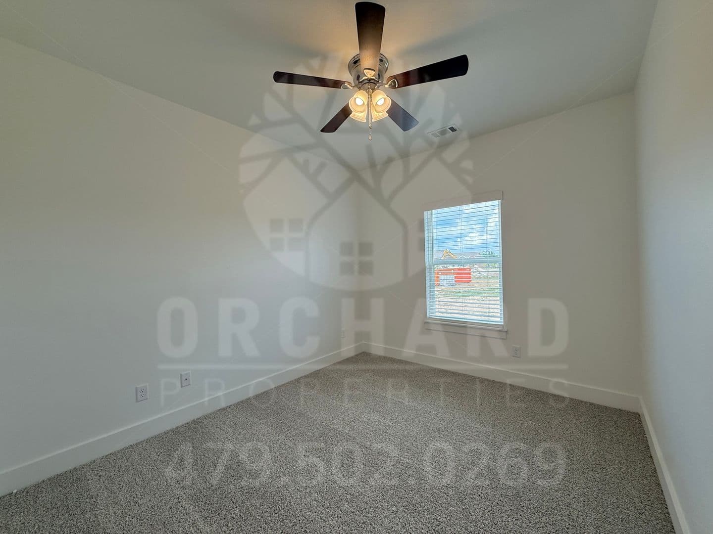 Siloam Springs Apartment: 3007 N Conway Drive