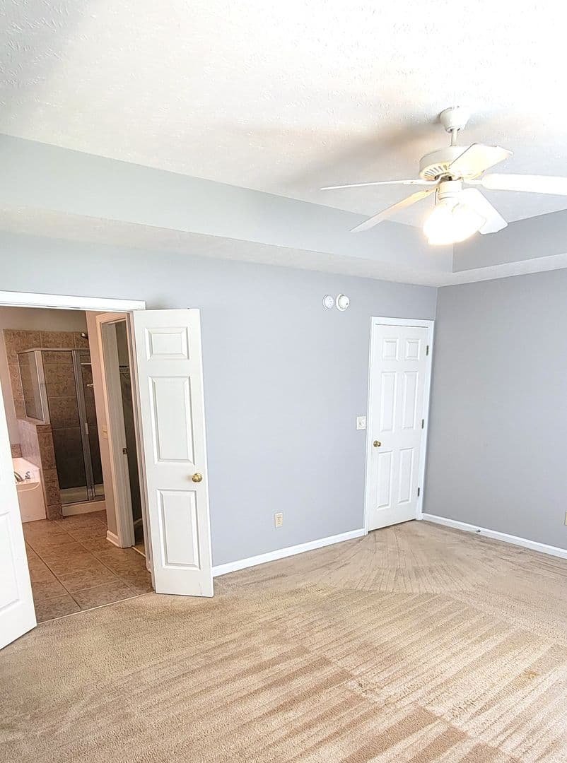 Montgomery House: 3500 Claiborne Circle