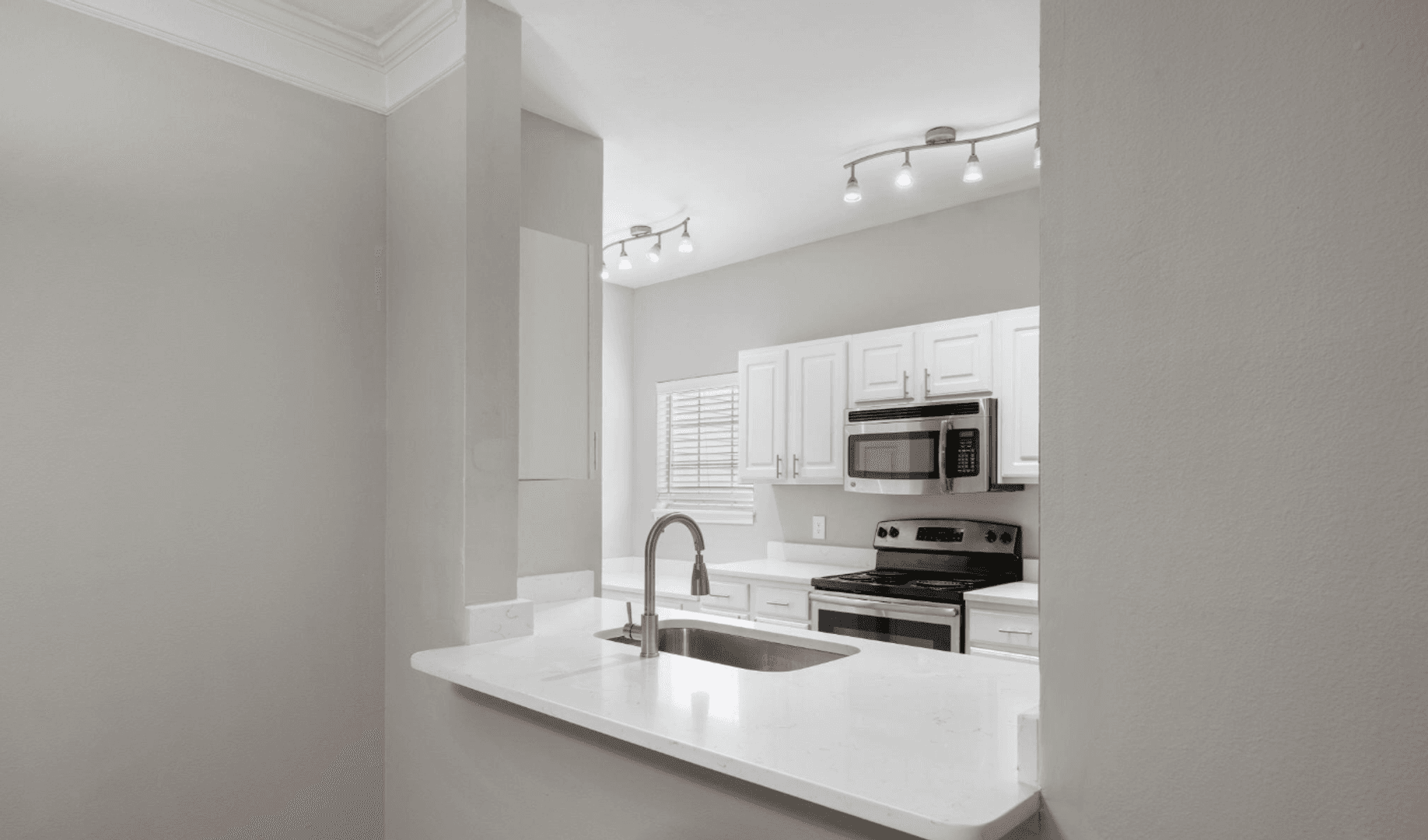 Overland Park Apartment: 6233 W. 120TH St.