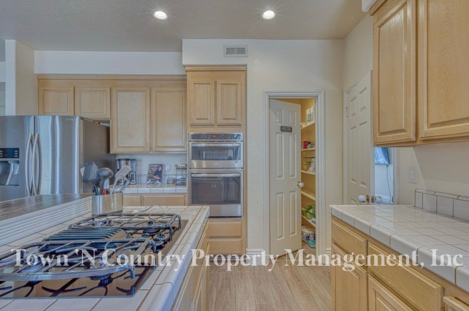 Salinas House: 17677 River Run Rd.