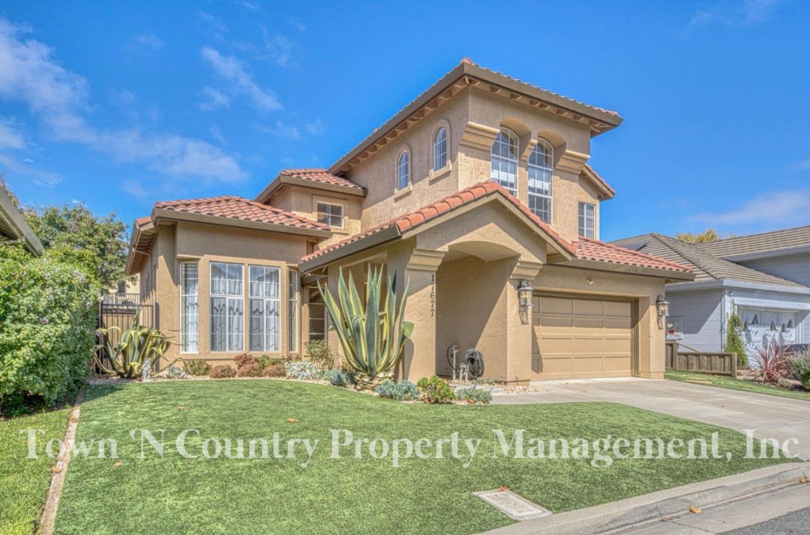 Salinas House: 17677 River Run Rd.