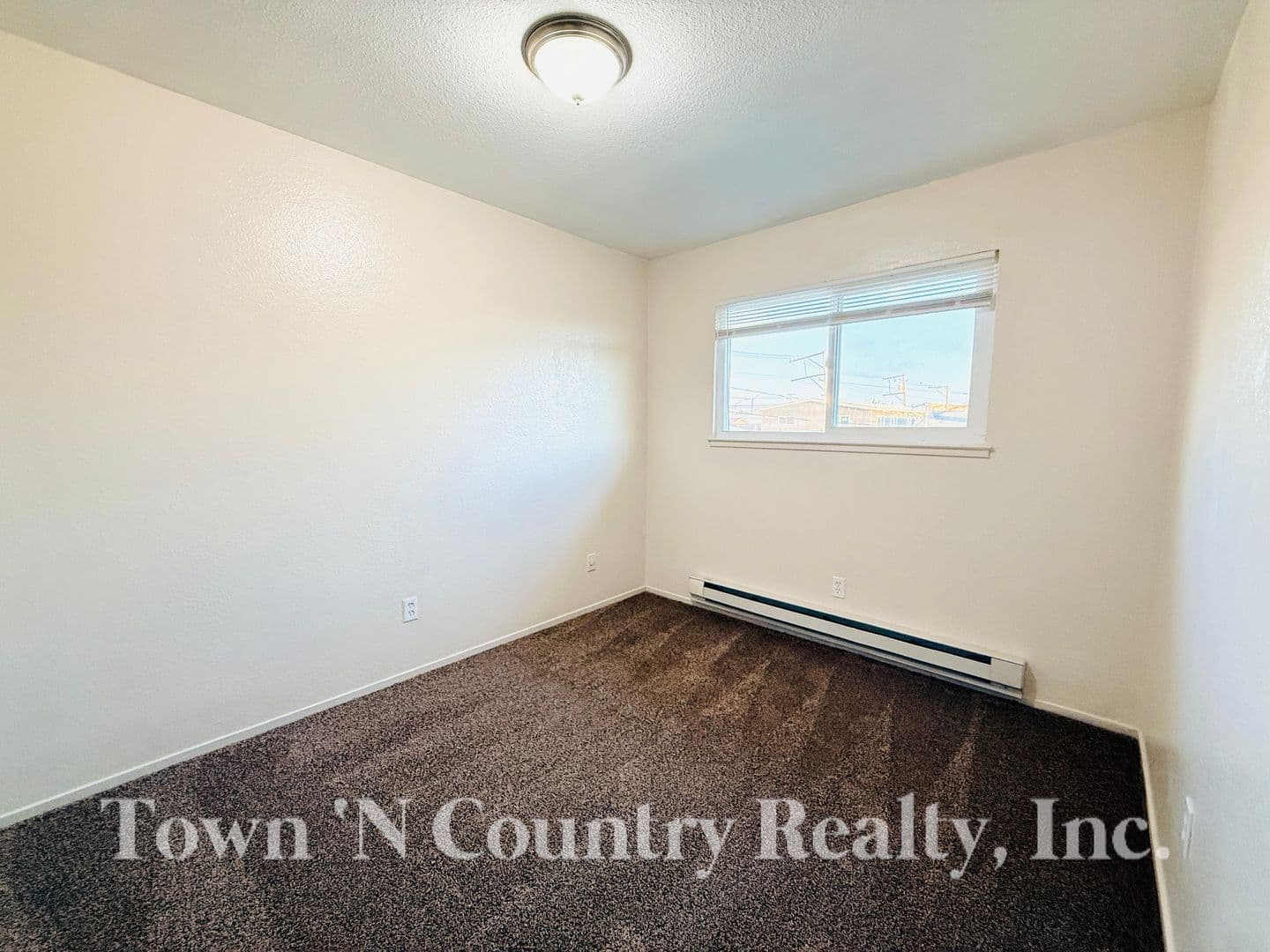 Salinas Apartment: 334 Soledad St.