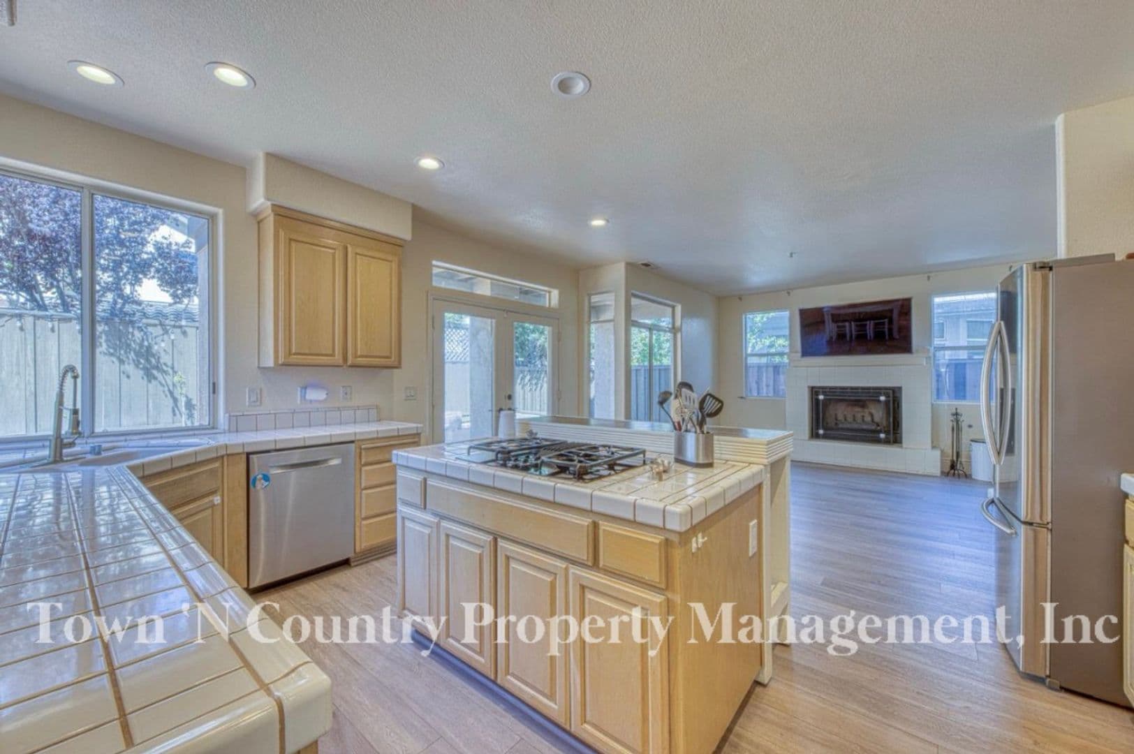 Salinas House: 17677 River Run Rd.