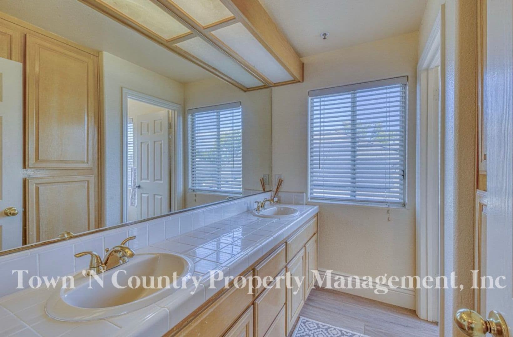 Salinas House: 17677 River Run Rd.