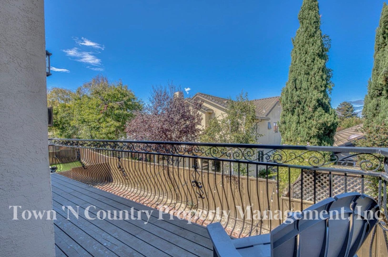 Salinas House: 17677 River Run Rd.