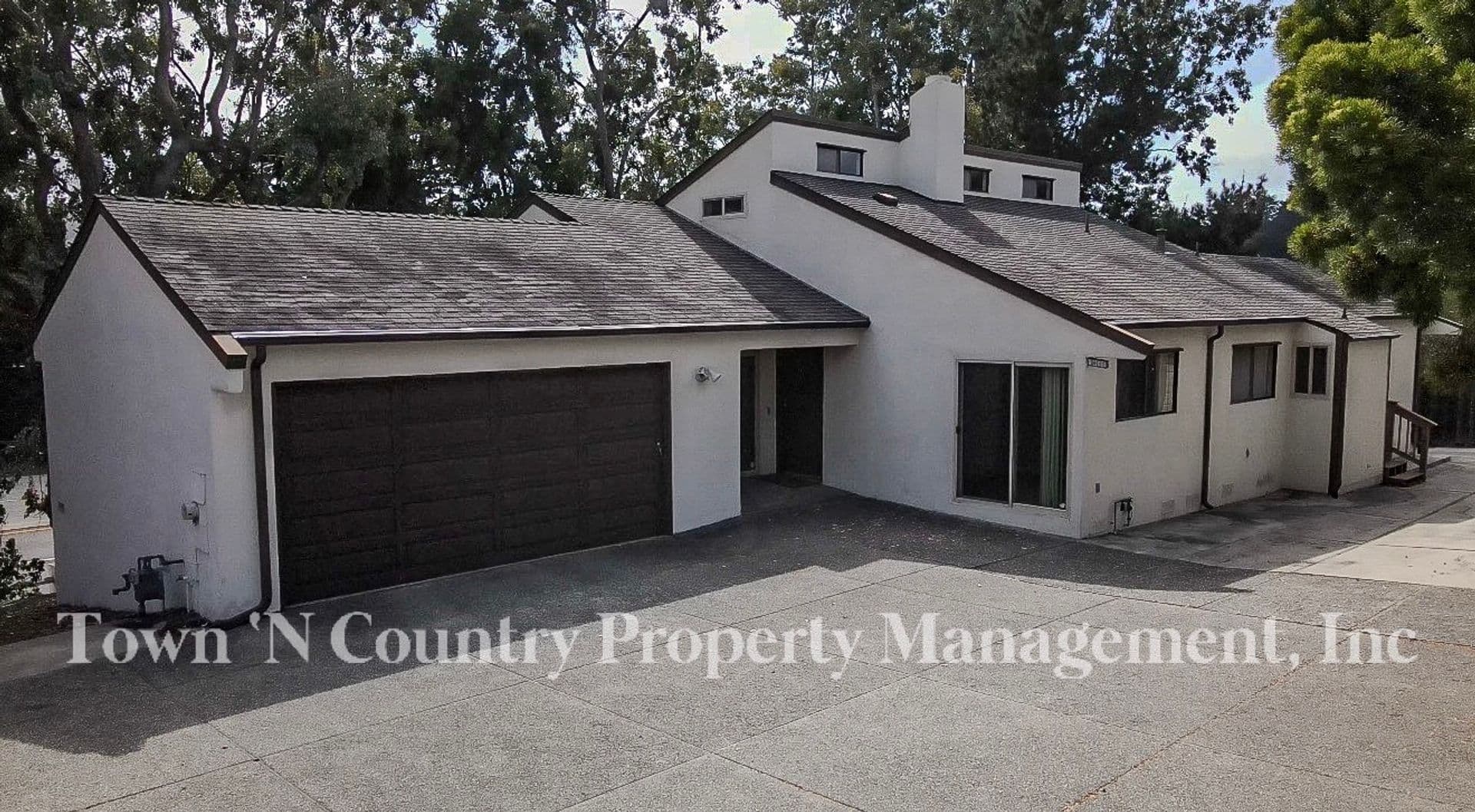 Carmel House: 26142 Carmel Knolls Dr.