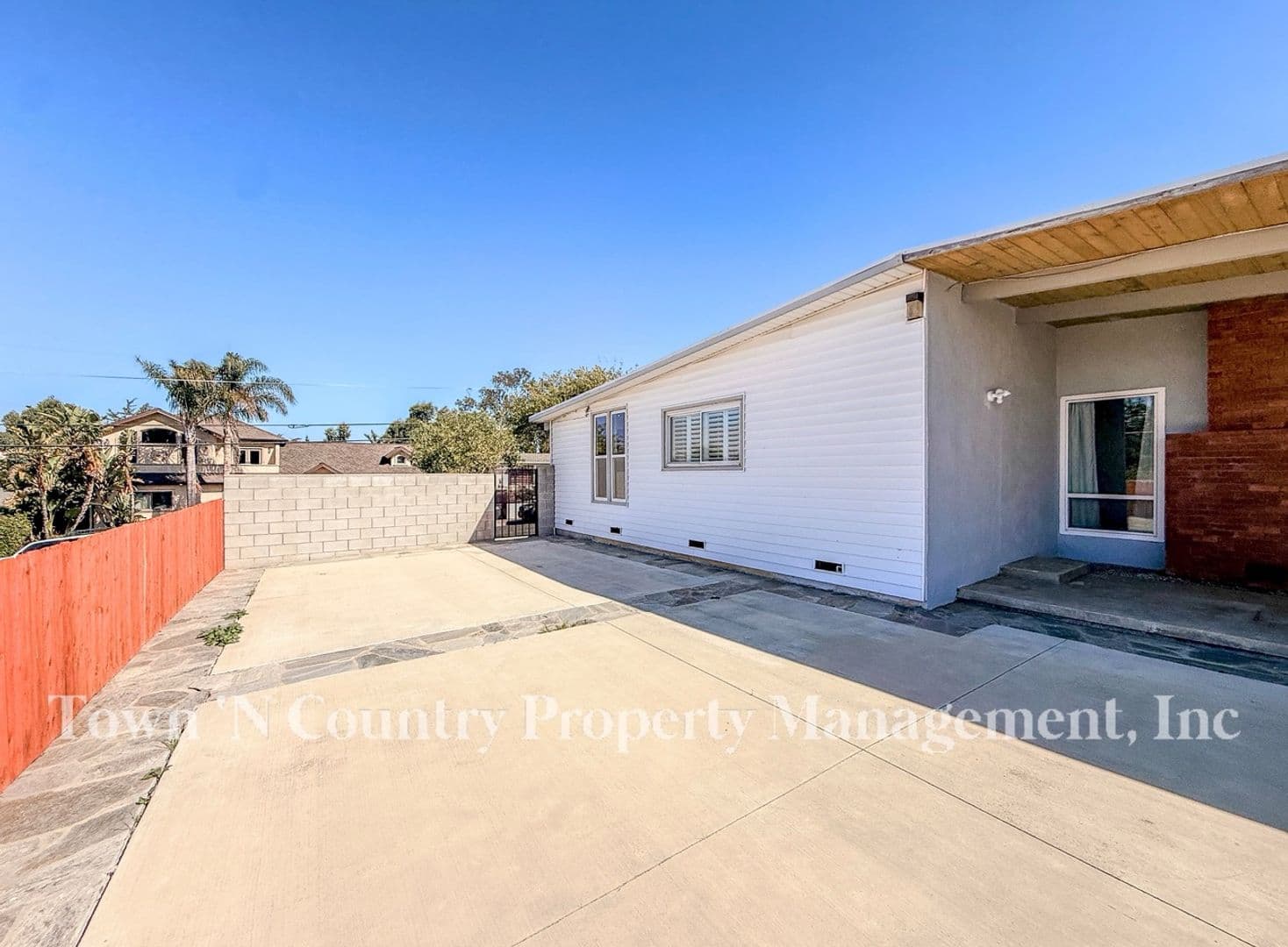 Seaside House: 1830 Military Ave.