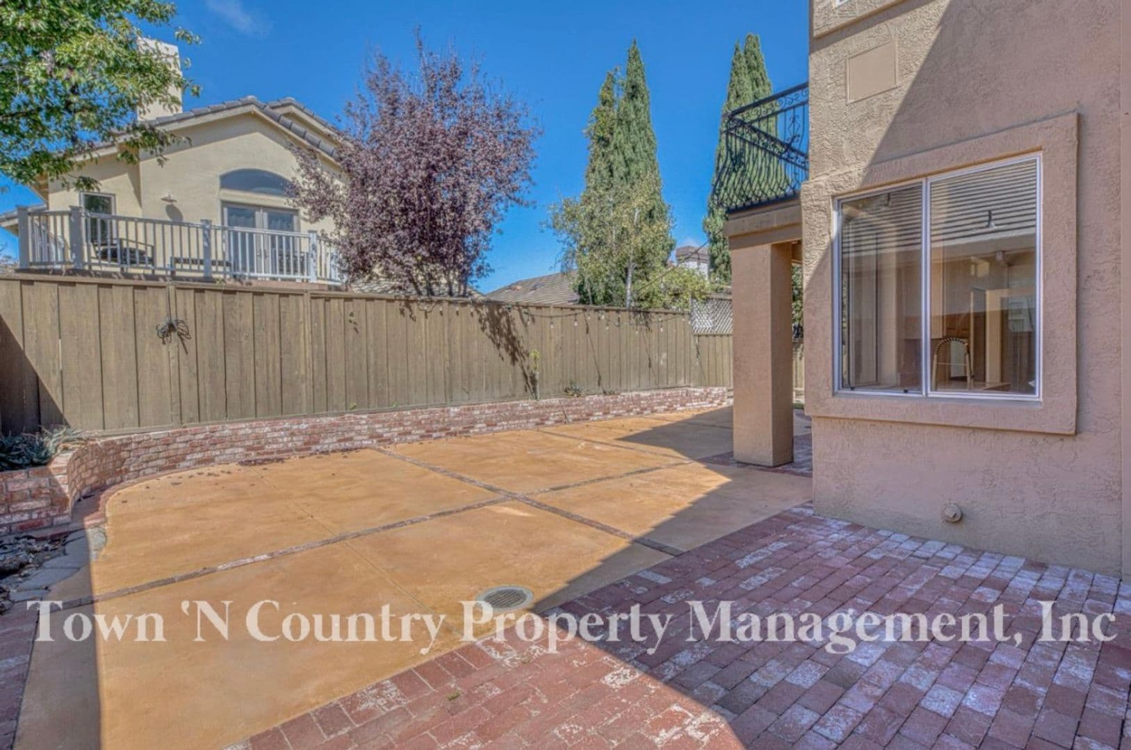 Salinas House: 17677 River Run Rd.