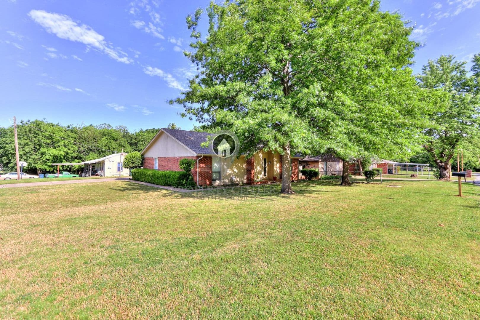 Midwest City House: 409 Delia Street