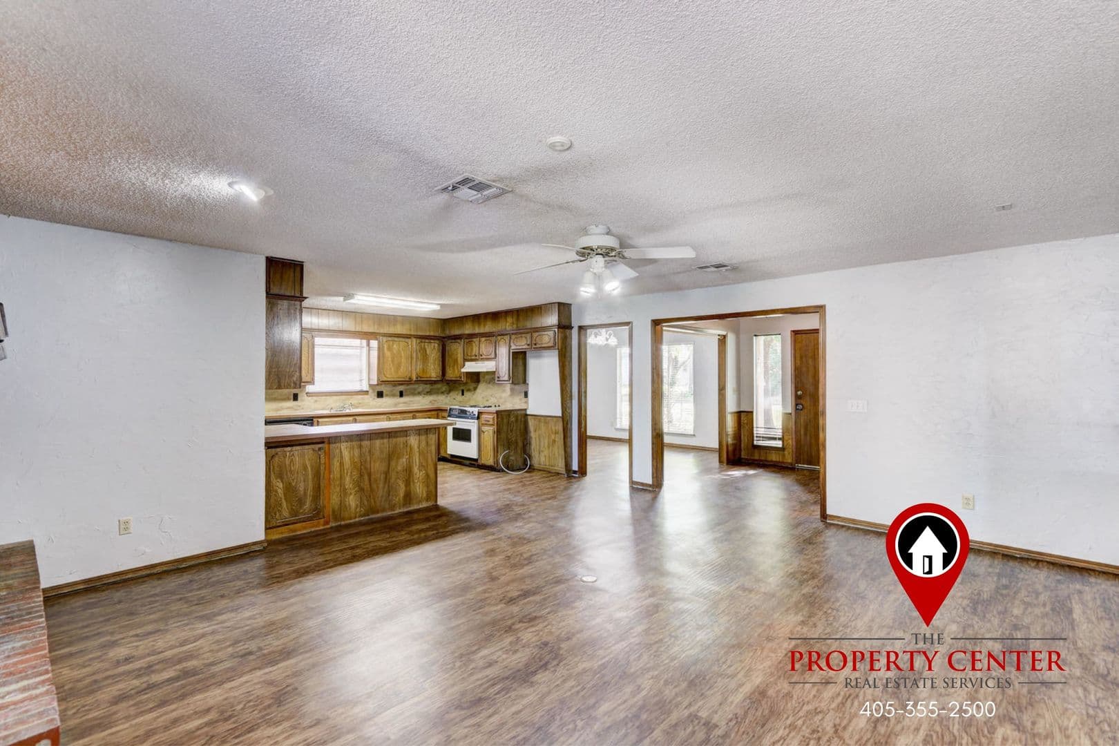 Midwest City House: 409 Delia Street