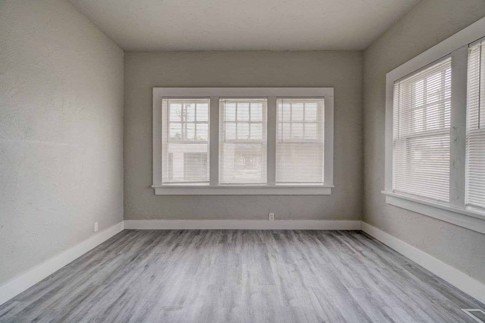 Oklahoma City Apartment: 324 NW 24th St