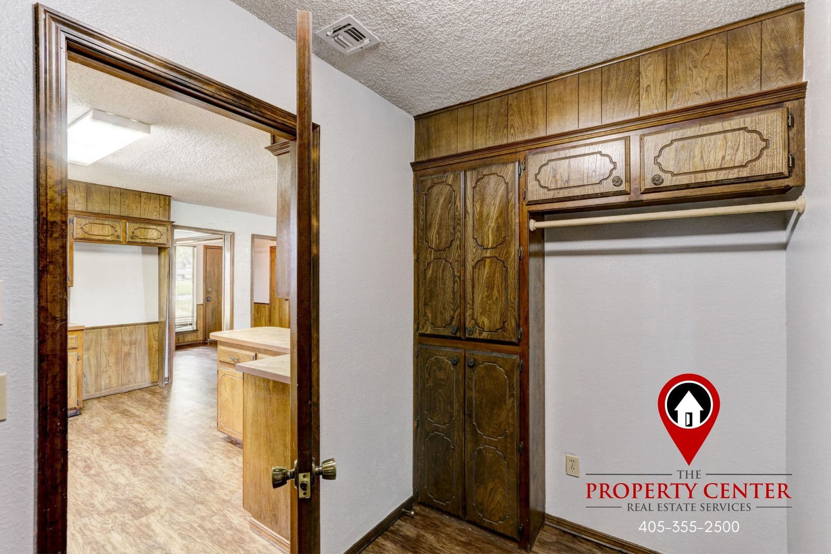 Midwest City House: 409 Delia Street