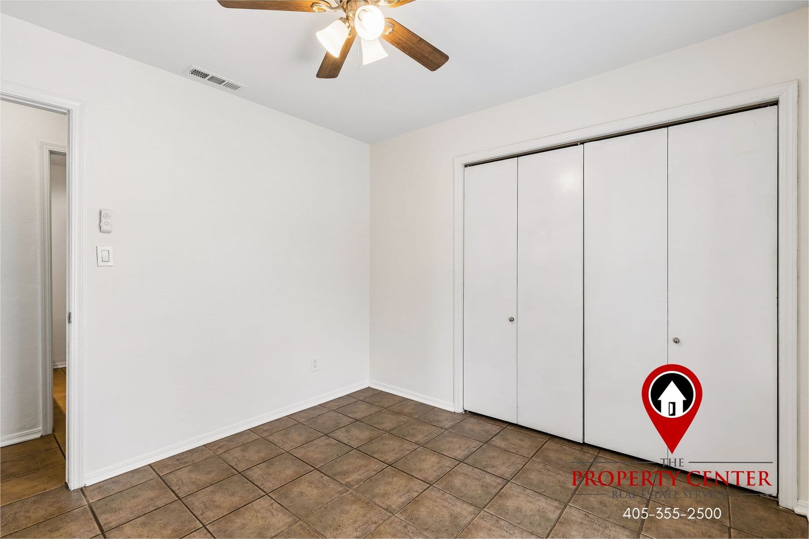 Norman House: 830 Douglas Dr