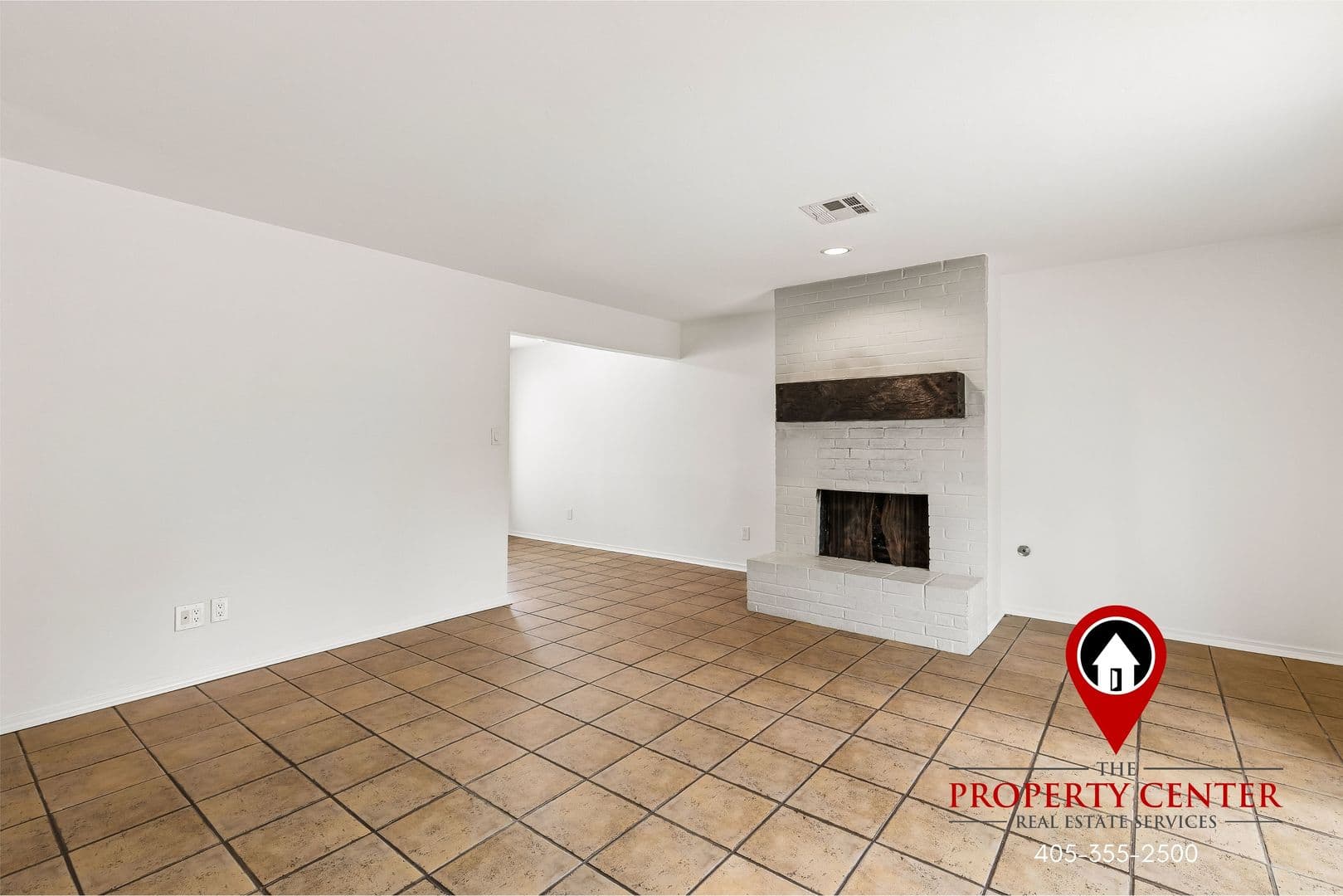 Norman House: 830 Douglas Dr