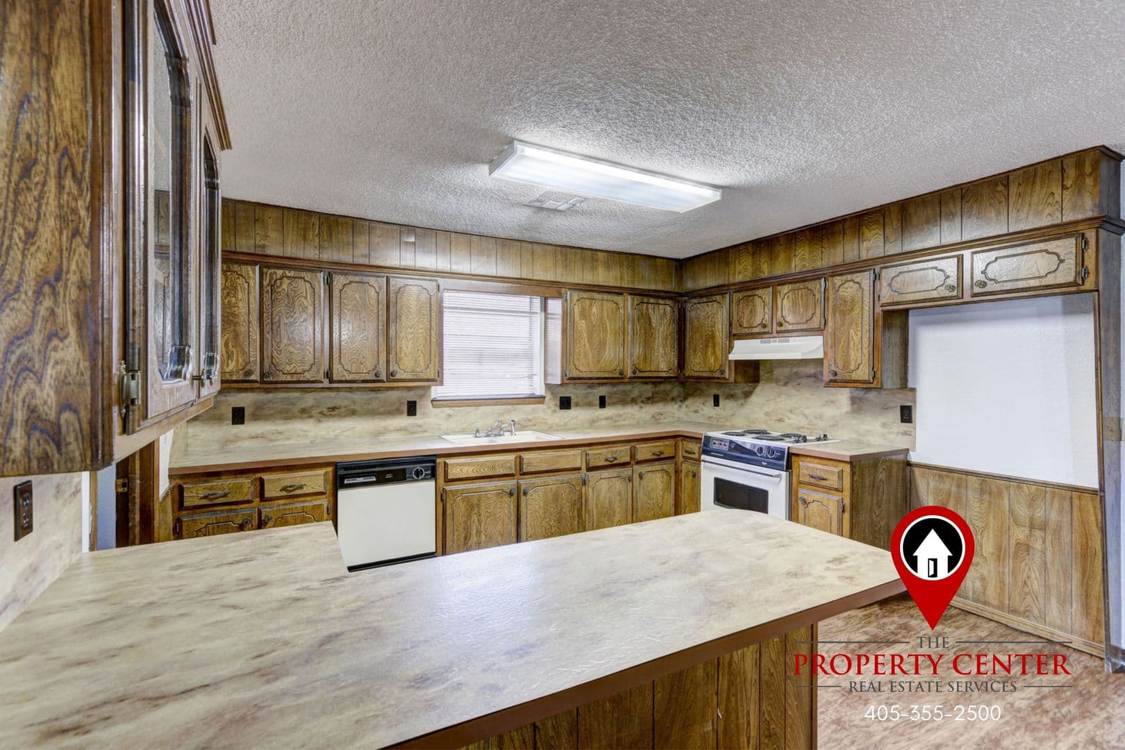 Midwest City House: 409 Delia Street