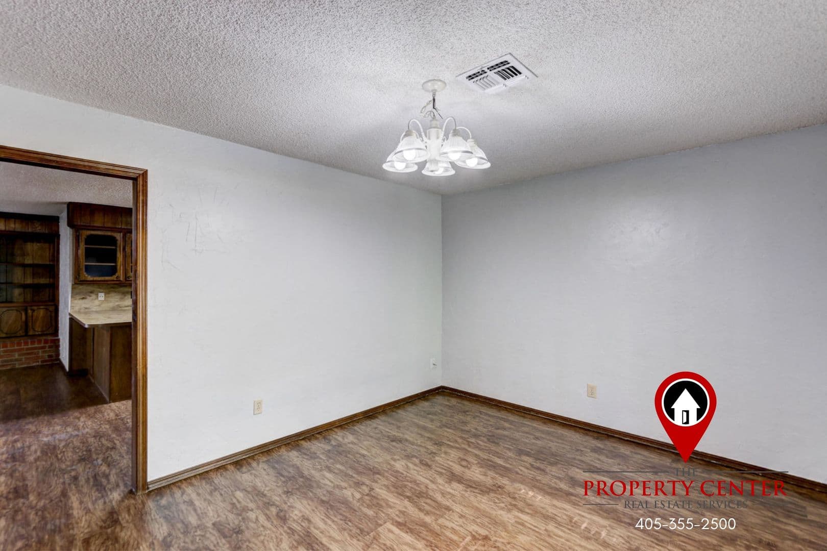 Midwest City House: 409 Delia Street