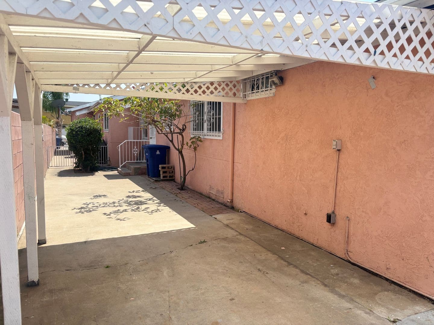 Chula Vista Condo: 519 Center St #B