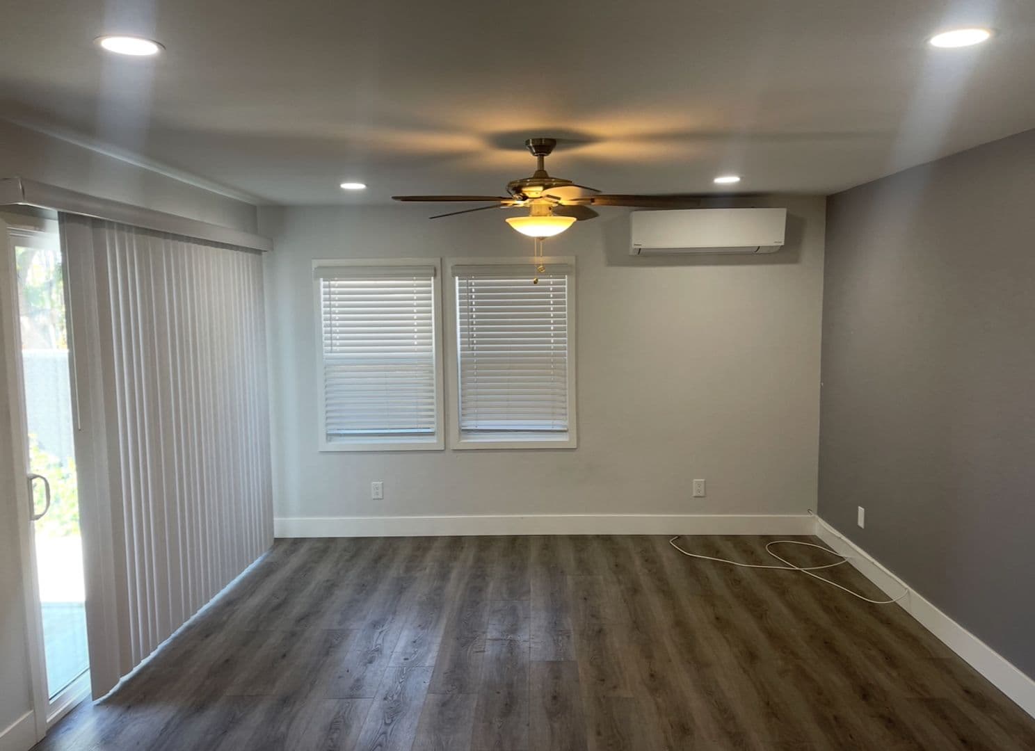 Imperial Beach House: 621 Florence St #A