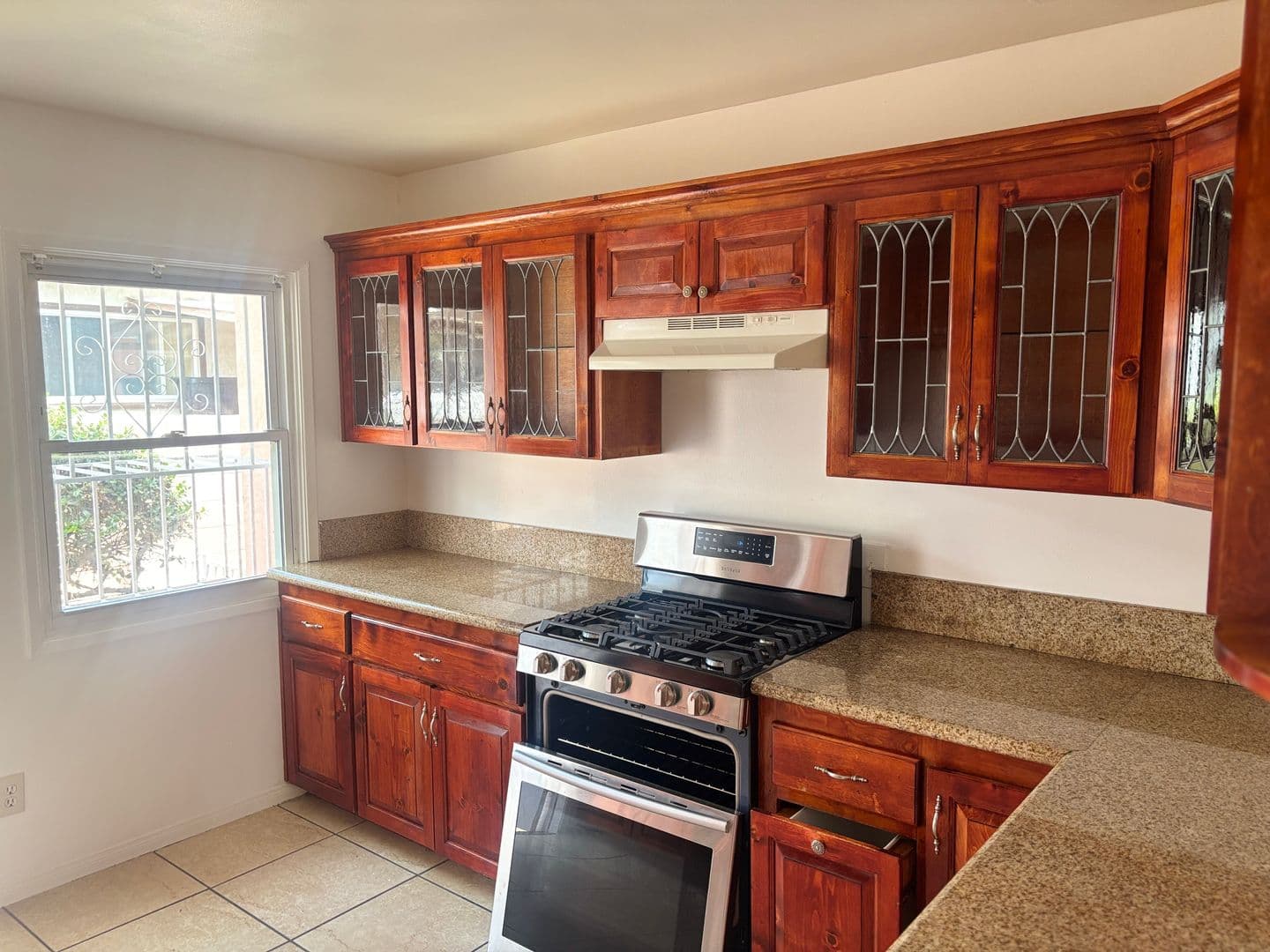 Chula Vista Condo: 519 Center St #B