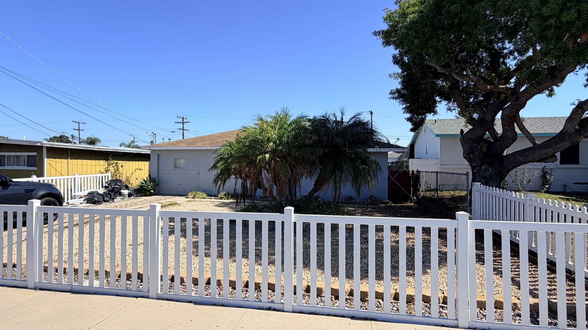 Imperial Beach House: 1055 11th St
