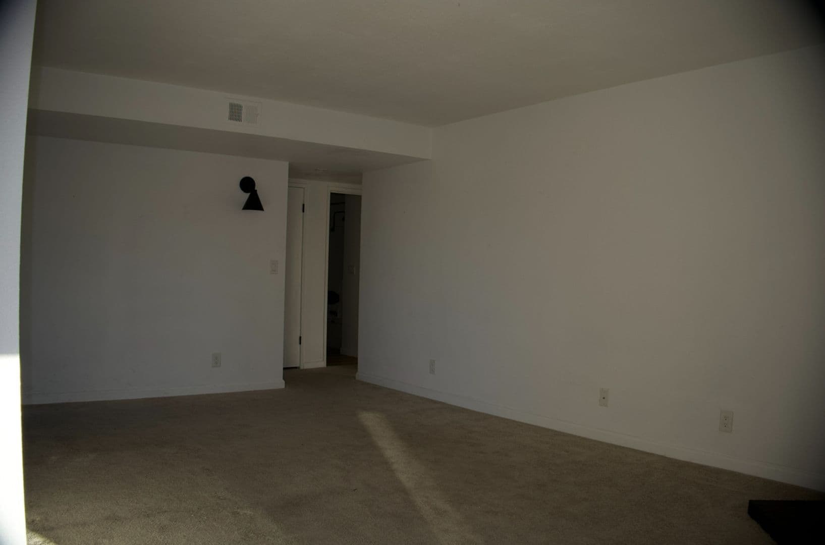 National City Condo: 1910 E 24th St #18