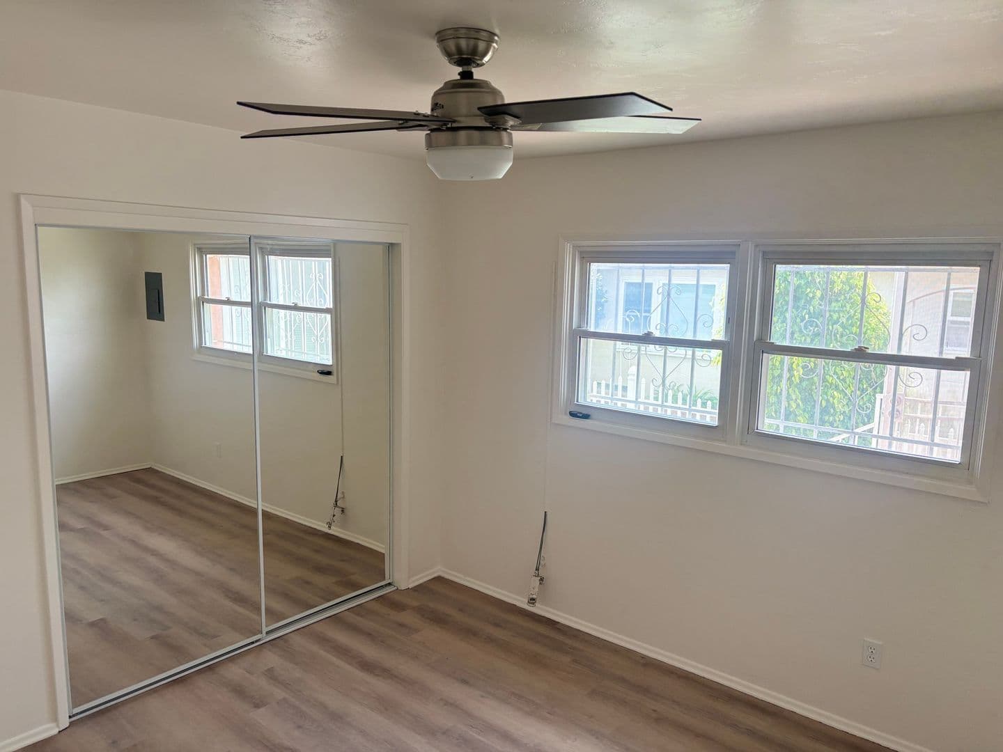 Chula Vista Condo: 519 Center St #B
